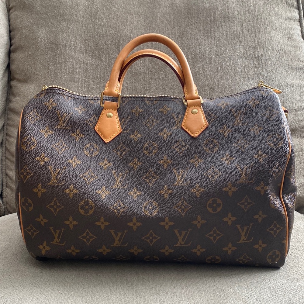 Louis Vuitton Speedy 35 good! NO LOCK, KEYS,DUSTBAG, OR BOX NO ORIGINAL STRAPS!